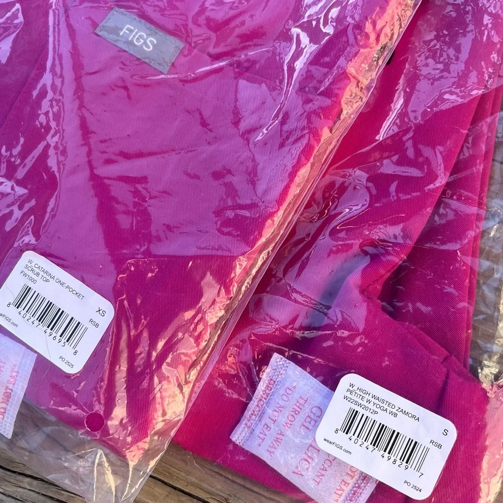 Figs Raspberry Sorbet - Picture 3 of 3